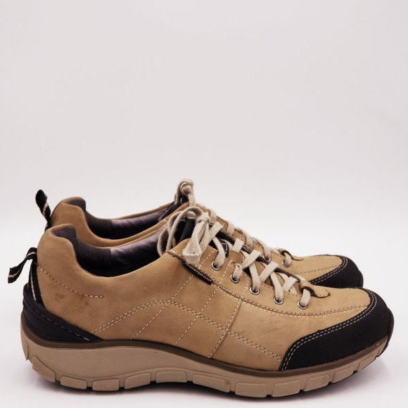 clarks waterproof sneakers